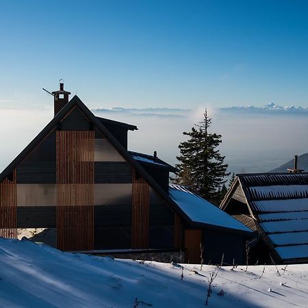 Apartments Zvoh, Krvavec, Ski-In, Ski-Out Cerklje na Gorenjskem Exterior photo
