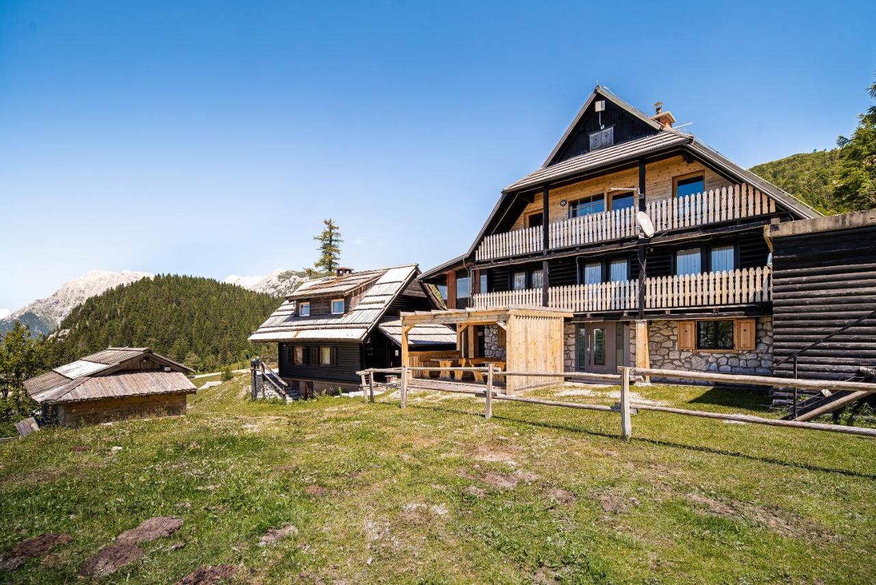 Apartments Zvoh, Krvavec, Ski-In, Ski-Out Cerklje na Gorenjskem Exterior photo